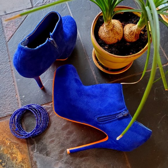 Wild Diva Shoes - 🔥Cobalt Blue/Orange Platform Heels🔥 - Size 7.5